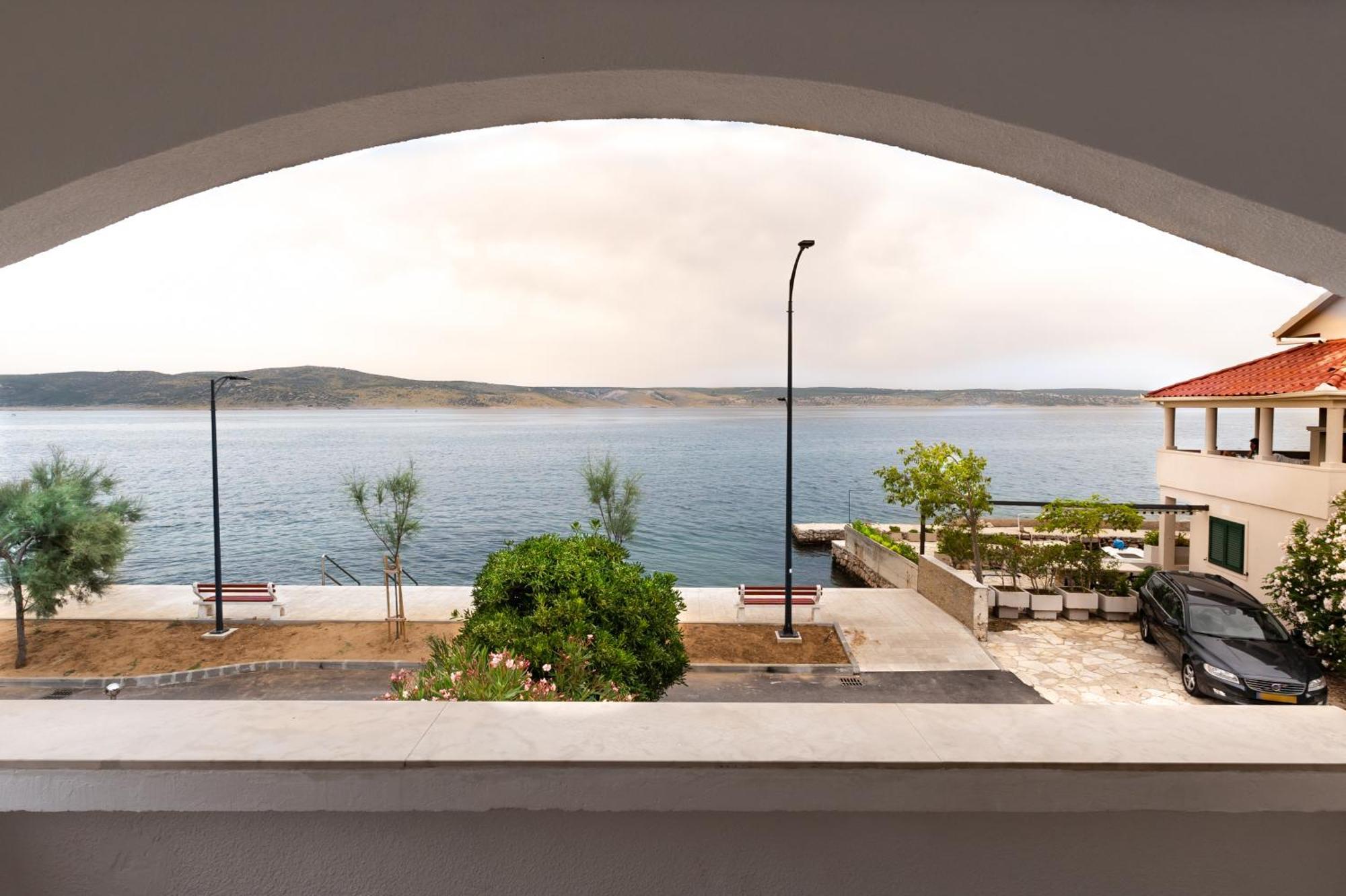 Apartments Dida Sime Starigrad Paklenica Exterior foto